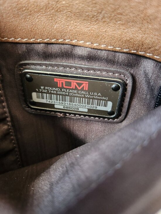 Tumi 12 Inch Brown Leather Crossbody Adjustable Bag - Picture 7 of 11